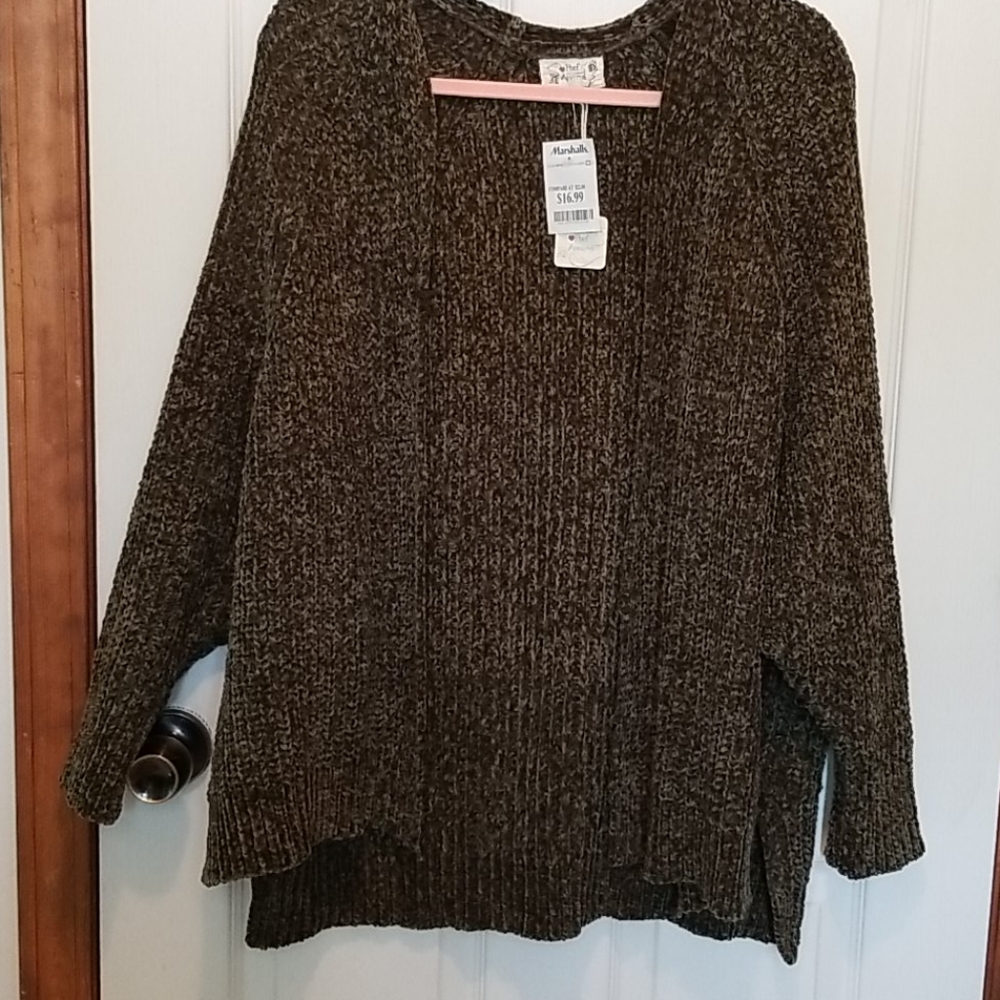 Olive slouchy cardigan.